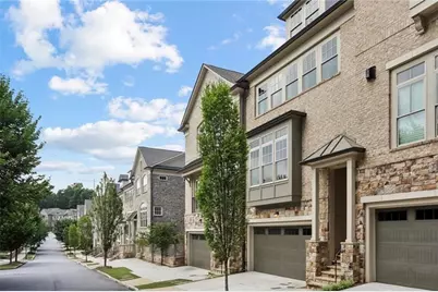 2045 Bellrick Road NW, Atlanta, GA 30318 - Photo 3