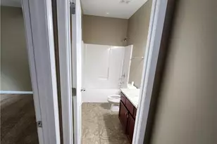 24 Marvin Gdns, Sharpsburg, GA 30277 - Photo 11