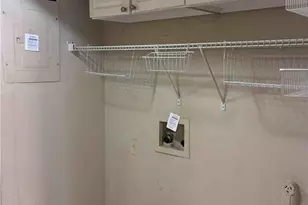 6980 Roswell Rd, Atlanta, GA 30328 - Photo 11