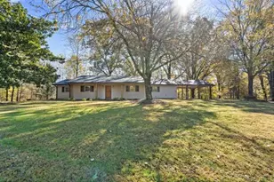 3724 Clarks Bridge Rd, Gainesville, GA 30506 - Photo 3