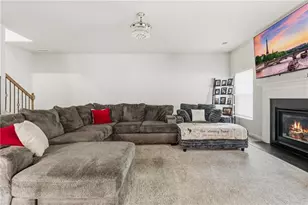 210 Kestrel Cir, Covington, GA 30014 - Photo 9