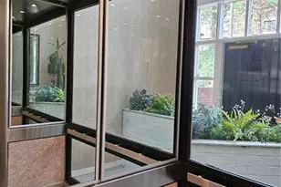 24208 Plantation Dr NE, Atlanta, GA 30324 - Photo 3