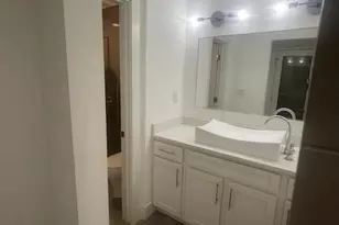 24208 Plantation Dr NE, Atlanta, GA 30324 - Photo 11