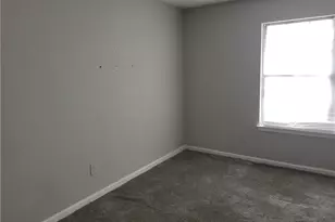 7620 Creekside Ln, Riverdale, GA 30296 - Photo 13