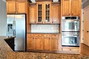 6437 Blue Water Dr, Buford, GA 30518 - Photo 7