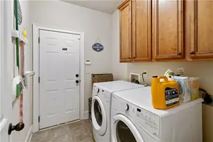 200 Birchwood Dr, Loganville, GA 30052 - Photo 15