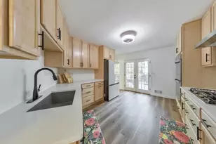 1095 Ashlin Dr, Woodstock, GA 30188 - Photo 17