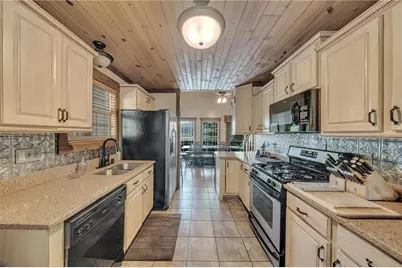 2003 Bend Of The River Road, Hiawassee, GA 30546 - Photo 29