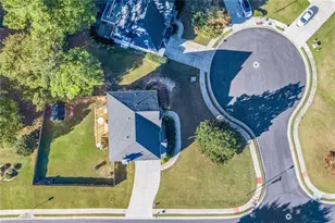 1905 Embassy Walk Ln, Lilburn, GA 30047 - Photo 17