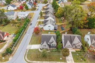 400 Autumn Bluff Dr, Lawrenceville, GA 30044 - Photo 39