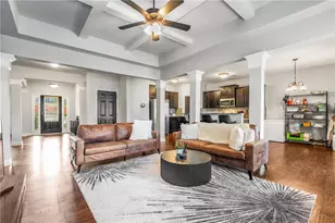 400 Autumn Bluff Dr, Lawrenceville, GA 30044 - Photo 11