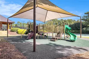 1050 Bedford Gardens Dr, Johns Creek, GA 30022 - Photo 55