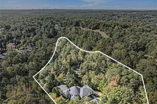 1050 Bedford Gardens Dr, Johns Creek, GA 30022 - Photo 59