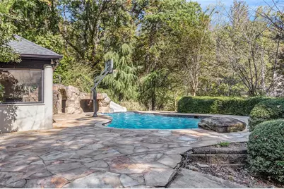 1050 Bedford Gardens Drive, Johns Creek, GA 30022 - Photo 49