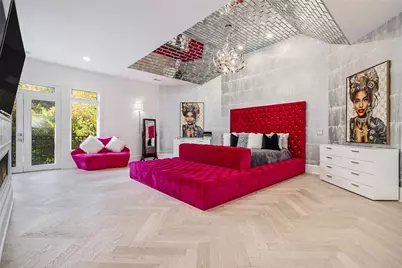 1050 Bedford Gardens Drive, Johns Creek, GA 30022 - Photo 17