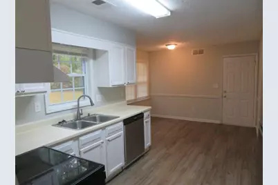 40 Lake Court, Stockbridge, GA 30281 - Photo 9