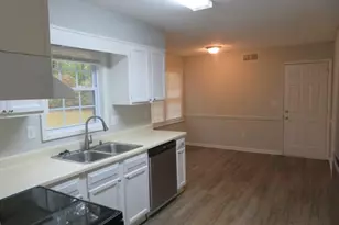 40 Lake Ct, Stockbridge, GA 30281 - Photo 9