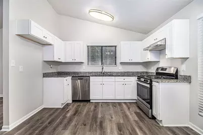 5268 Fox Path, Stone Mountain, GA 30088 - Photo 5