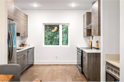 1446 Walker Place SE, Atlanta, GA 30317 - Photo 5