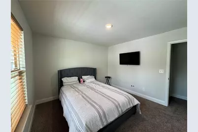 6234 Hickory Lane Circle, Union City, GA 30291 - Photo 17