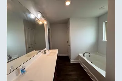 6234 Hickory Lane Circle, Union City, GA 30291 - Photo 27