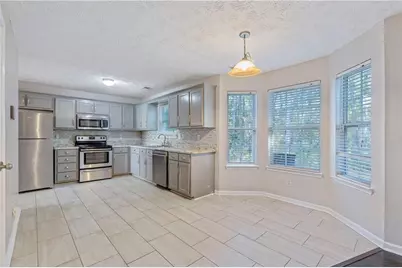 9122 S Sterling Lakes Drive, Covington, GA 30014 - Photo 5