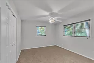 2363 Oakridge Ct Ct, Decatur, GA 30032 - Photo 17