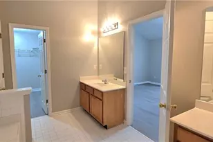 610 James Ridge Dr, Lawrenceville, GA 30045 - Photo 29
