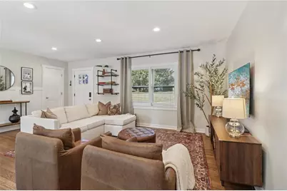 984 Valley Drive SE, Smyrna, GA 30080 - Photo 3