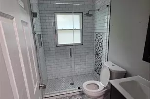 462 Center Hill Ave NW, Atlanta, GA 30318 - Photo 3