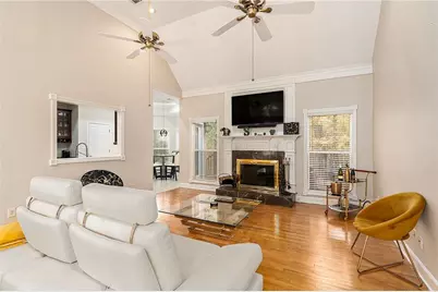 304 Harbour Shores Drive, Jackson, GA 30233 - Photo 3