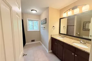 3865 Mabry Rd NE, Roswell, GA 30075 - Photo 37