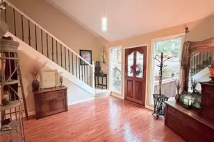 3865 Mabry Rd NE, Roswell, GA 30075 - Photo 3