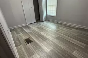 114 Skyland Dr E, Locust Grove, GA 30248 - Photo 9