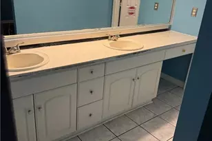 2725 Milton Bryan Dr, Loganville, GA 30052 - Photo 9