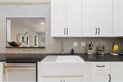 4830 Rebel Trail NW, Sandy Springs, GA 30327 - Photo 17