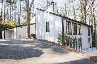 4830 Rebel Trail NW, Sandy Springs, GA 30327 - Photo 3