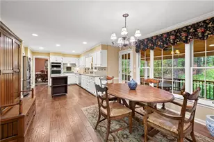 8870 Glen Ferry Dr, Johns Creek, GA 30022 - Photo 15