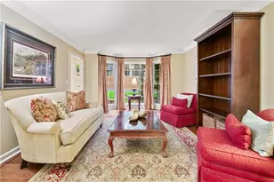 8870 Glen Ferry Dr, Johns Creek, GA 30022 - Photo 5