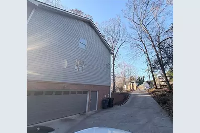 3735 Warwick Way, Snellville, GA 30039 - Photo 29