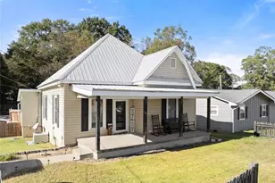 763 State St, Commerce, GA 30529 - Photo 3