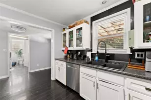 763 State St, Commerce, GA 30529 - Photo 13