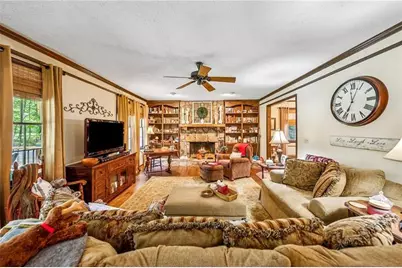 315 Rhine Road SE, White, GA 30184 - Photo 7