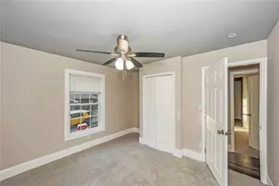 766 Cascade Dr, Forest Park, GA 30297 - Photo 15