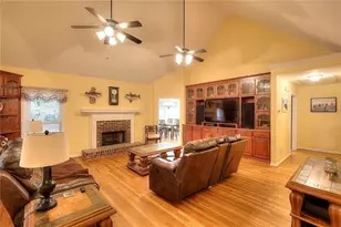 995 Hodges Cir, Mansfield, GA 30055 - Photo 9