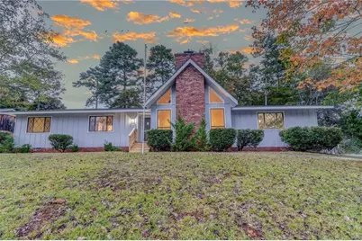 10 Thornwood Drive SW, Rome, GA 30165 - Photo 1