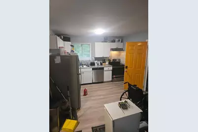 3226 Cloverhurst Drive, East Point, GA 30344 - Photo 3