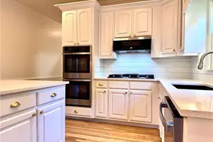 1210 Lancelot Ct, Loganville, GA 30052 - Photo 17