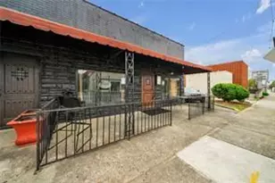 2805 E Point St, Atlanta, GA 30344 - Photo 3