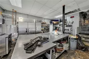 2805 E Point St, Atlanta, GA 30344 - Photo 21